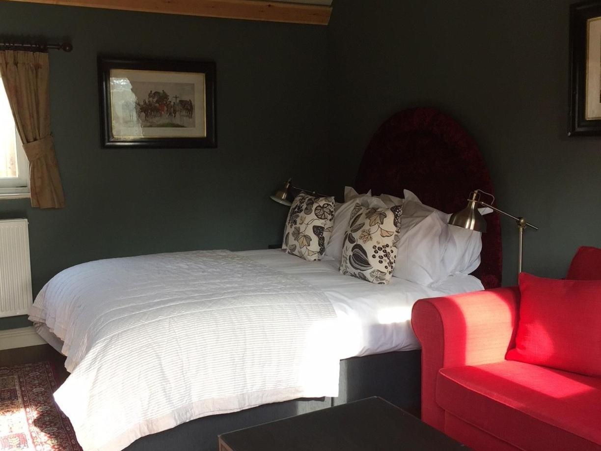 The Blackboys Inn Framfield Room photo
