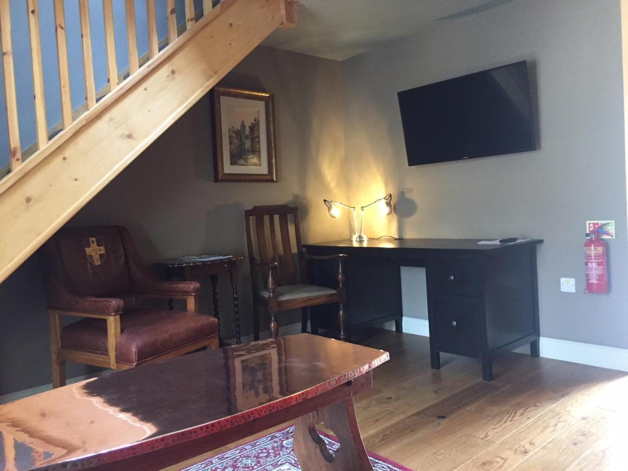 The Blackboys Inn Framfield Room photo