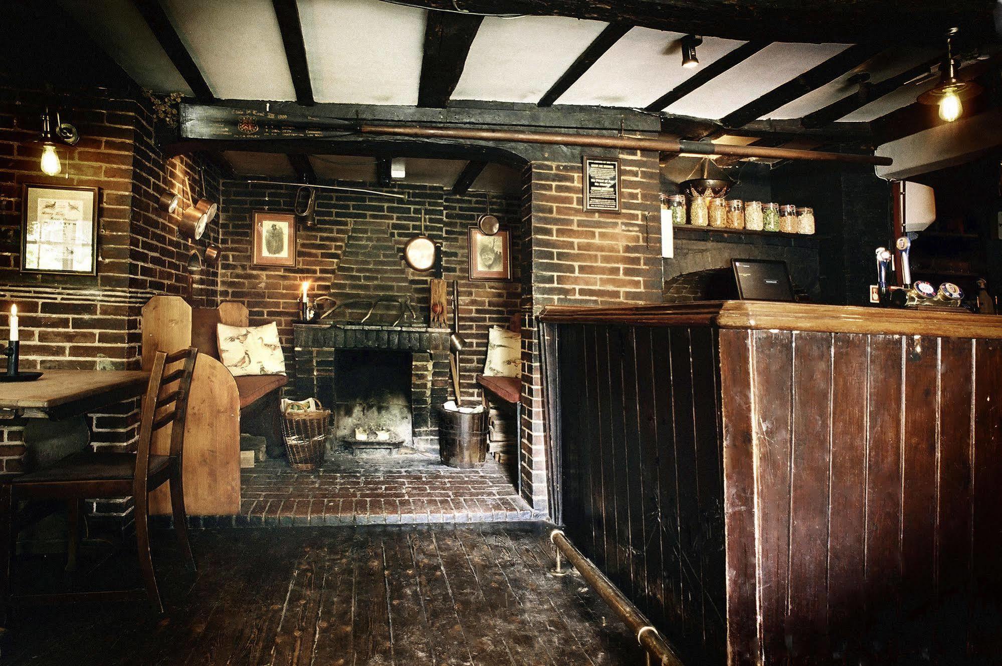 The Blackboys Inn Framfield Exterior photo
